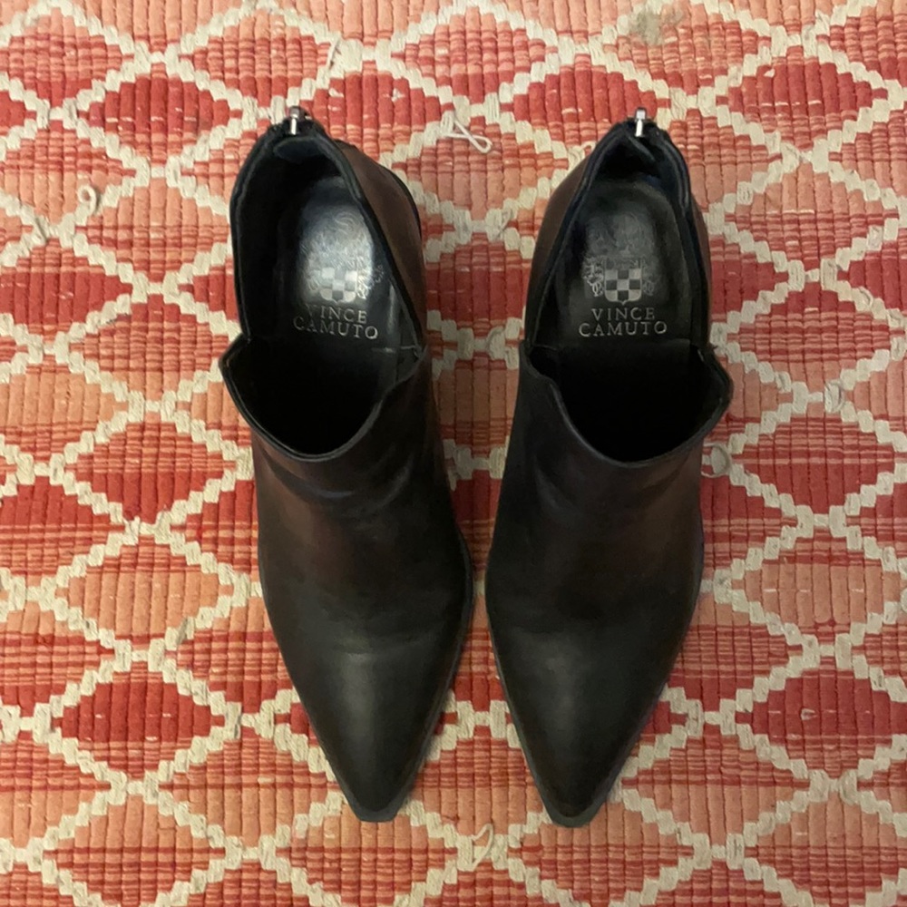 Vince Camuto black leather ankle boots. Worn twice. Comfy and cute.